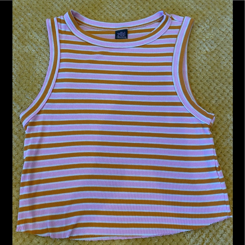 Partial cropped juniors tank top.